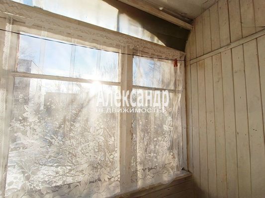 Продам однокомнатную (1-комн.) квартиру, Рубежная ул, 27, Выборг г