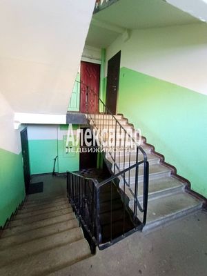 Продам однокомнатную (1-комн.) квартиру, Рубежная ул, 27, Выборг г