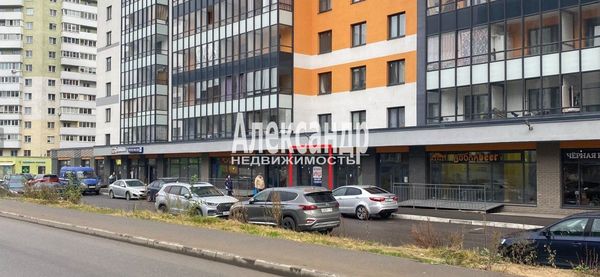 Сдам торговое помещение 160 м2, Старорусский пр-кт, 8к1, Шушары п