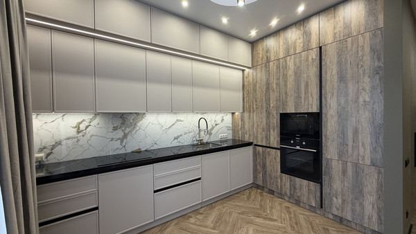 Продам трехкомнатную (3-комн.) квартиру, 70, Лайково с