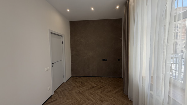 Продам трехкомнатную (3-комн.) квартиру, 70, Лайково с