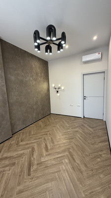 Продам трехкомнатную (3-комн.) квартиру, 70, Лайково с