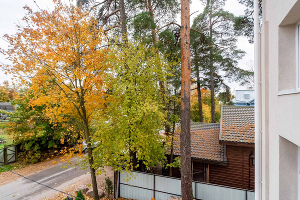 Продам трехкомнатную (3-комн.) квартиру, Холмистая ул, 8, Лисий Нос п