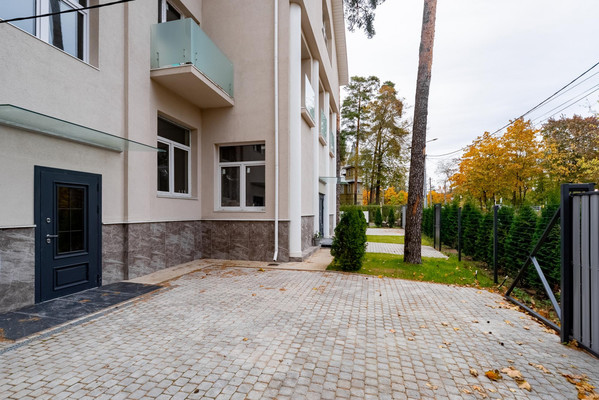 Продам трехкомнатную (3-комн.) квартиру, Холмистая ул, 8, Лисий Нос п