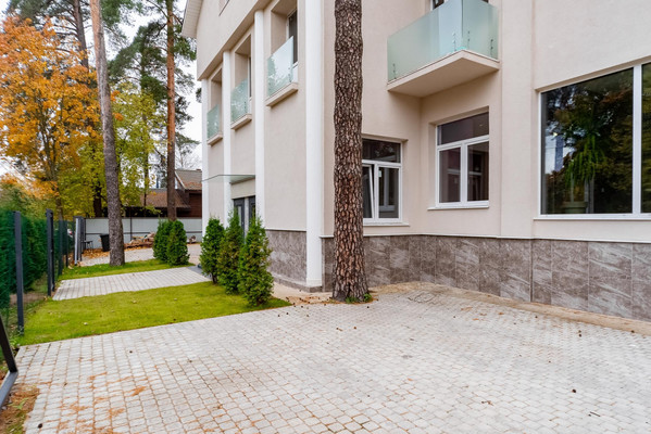 Продам трехкомнатную (3-комн.) квартиру, Холмистая ул, 8, Лисий Нос п