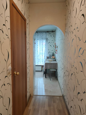 Продам однокомнатную (1-комн.) квартиру, Ветеранов ул, 17, Вартемяги д