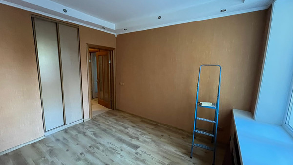 Продам трехкомнатную (3-комн.) квартиру, Коммунистический пр-кт, 74, Южно-Сахалинск г