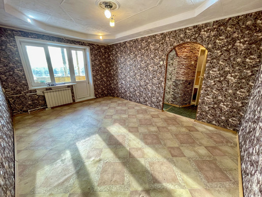 Продам однокомнатную (1-комн.) квартиру, 2-й Микрорайон ул, 27, Эльбан рп