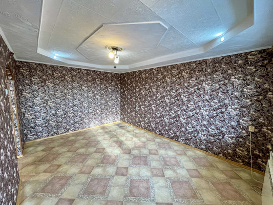 Продам однокомнатную (1-комн.) квартиру, 2-й Микрорайон ул, 27, Эльбан рп