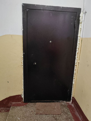 Продам комнату в 3-комн. квартире, Ильича ул, 14, Нижний Тагил г