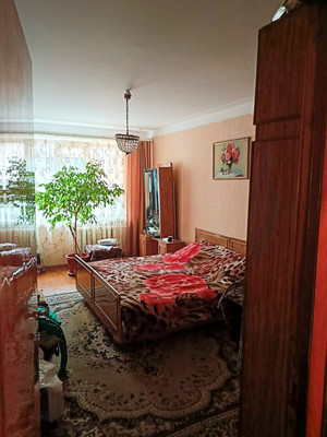 Продам трехкомнатную (3-комн.) квартиру, Советской Армии ул, 218/1, Армавир г