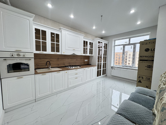 Продам двухкомнатную (2-комн.) квартиру, Шарданова ул, 52, Нальчик г