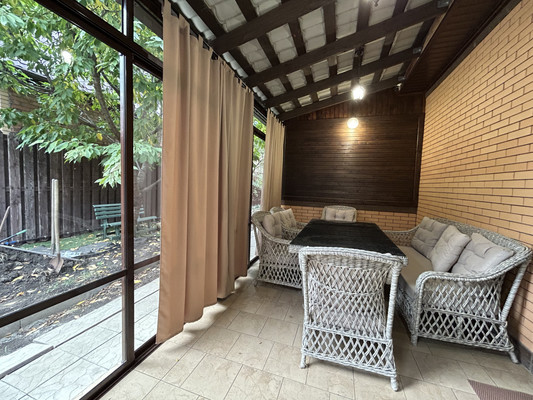 Продам дом, Счастливая ул, 18, Ростов-на-Дону г, 0 км от города