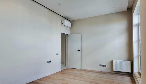 Продам двухкомнатную (2-комн.) квартиру, Октябрьская ул, 12к1, Калининград г