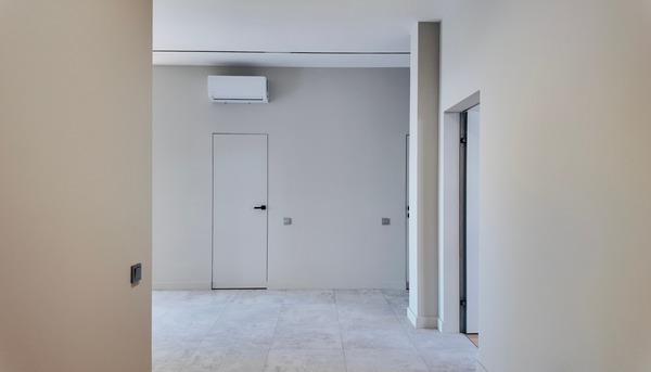 Продам двухкомнатную (2-комн.) квартиру, Октябрьская ул, 12к1, Калининград г