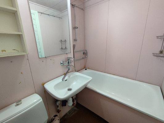 Продам однокомнатную (1-комн.) квартиру, Пионерская ул, 1, Костомукша г