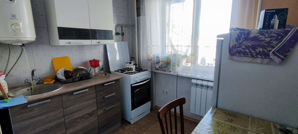 Продам двухкомнатную (2-комн.) квартиру, Никанорова ул, 3, Симферополь г