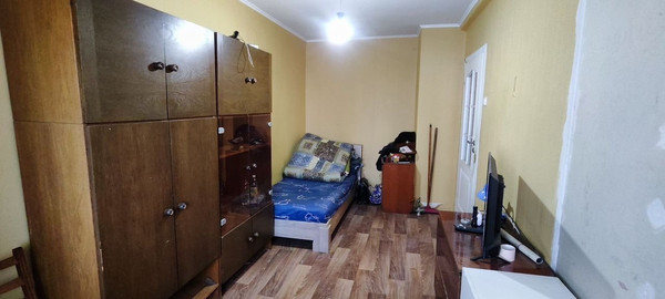 Продам двухкомнатную (2-комн.) квартиру, Никанорова ул, 3, Симферополь г