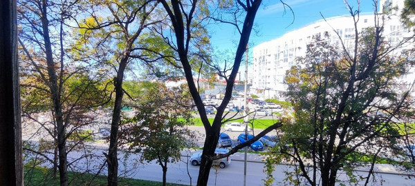 Продам двухкомнатную (2-комн.) квартиру, Никанорова ул, 3, Симферополь г