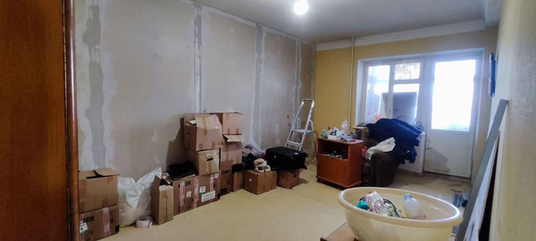 Продам двухкомнатную (2-комн.) квартиру, Никанорова ул, 3, Симферополь г