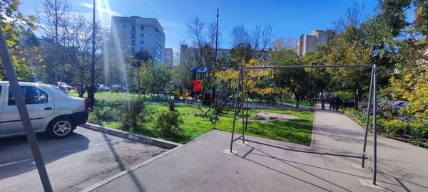 Продам двухкомнатную (2-комн.) квартиру, Никанорова ул, 3, Симферополь г