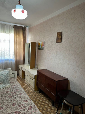 Продам двухкомнатную (2-комн.) квартиру, Тренева ул, 17, Симферополь г