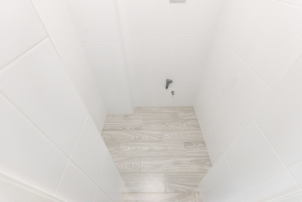 Продам трехкомнатную (3-комн.) квартиру, Береговая ул, 73, Ростов-на-Дону г