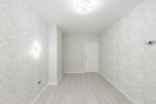 Продам трехкомнатную (3-комн.) квартиру, Береговая ул, 73, Ростов-на-Дону г