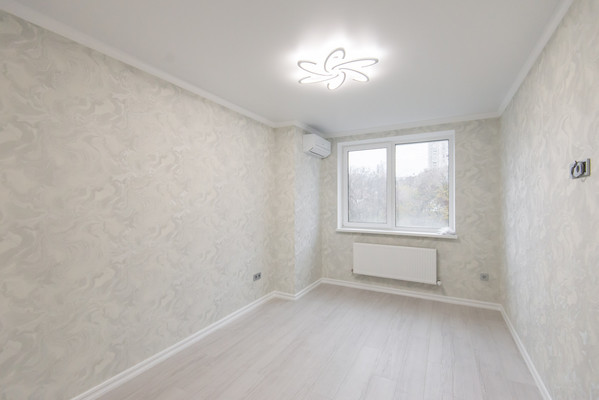 Продам трехкомнатную (3-комн.) квартиру, Береговая ул, 73, Ростов-на-Дону г