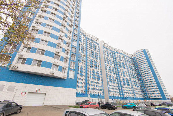 Продам трехкомнатную (3-комн.) квартиру, Береговая ул, 73, Ростов-на-Дону г