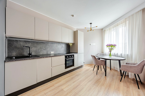 Продам однокомнатную (1-комн.) квартиру, Заозёрная ул, 3к3, Санкт-Петербург г