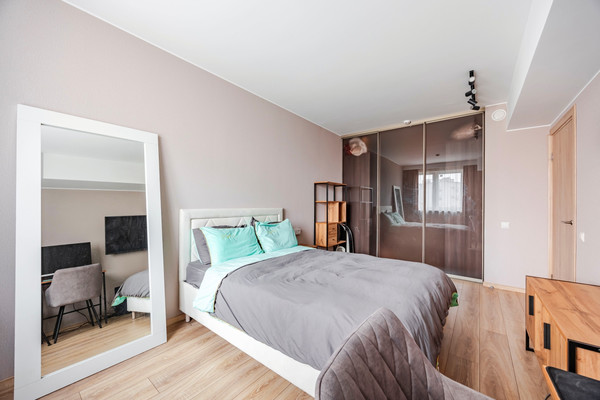 Продам однокомнатную (1-комн.) квартиру, Заозёрная ул, 3к3, Санкт-Петербург г