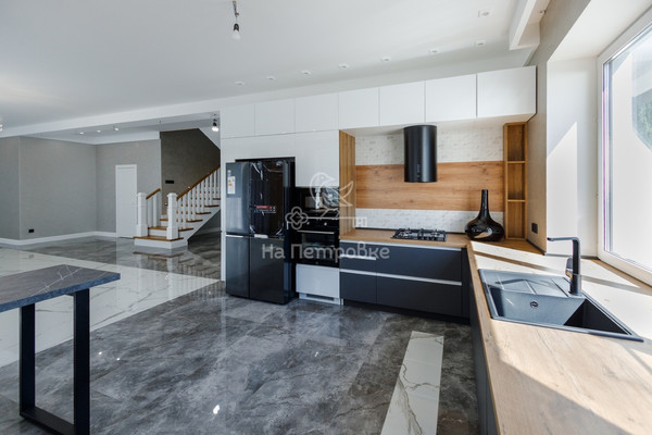 Продам дом, Колхозная ул, 32А, Петрово-Дальнее с, 0 км от города