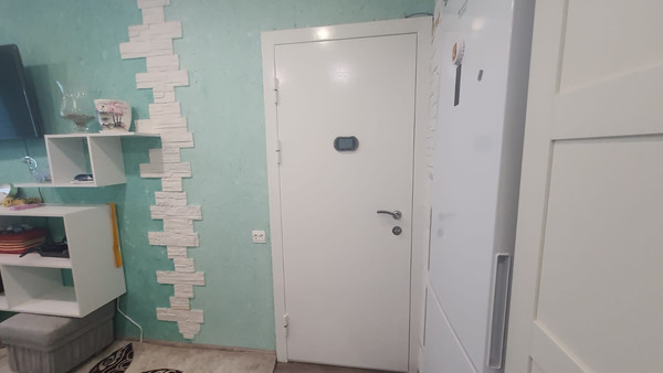 Продам комнату в 8-комн. квартире, Пискарёвский пр-кт, 10к2, Санкт-Петербург г