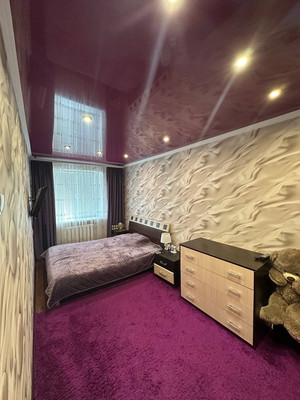 Продам двухкомнатную (2-комн.) квартиру, Трубаченко ул, 22, Симферополь г