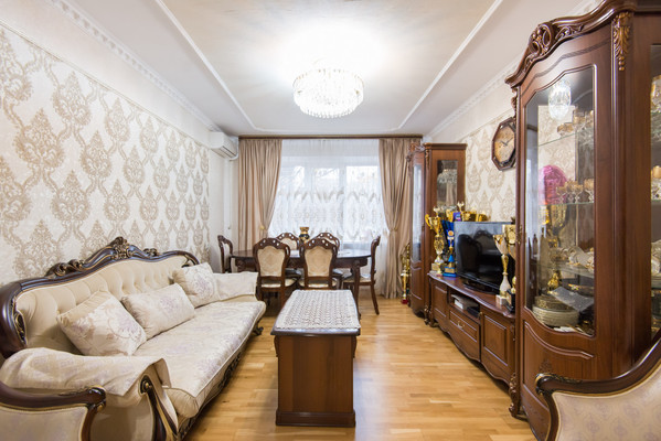 Продам трехкомнатную (3-комн.) квартиру, Туполева ул, 15, Ростов-на-Дону г