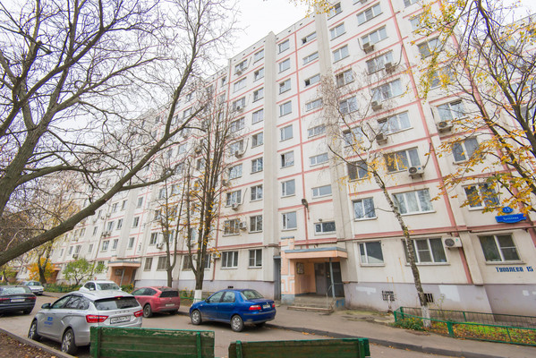 Продам трехкомнатную (3-комн.) квартиру, Туполева ул, 15, Ростов-на-Дону г