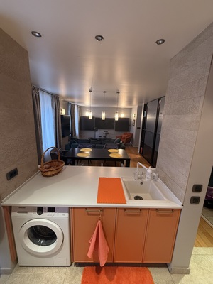 Продам двухкомнатную (2-комн.) квартиру, Смоленская ул, 7, Москва г