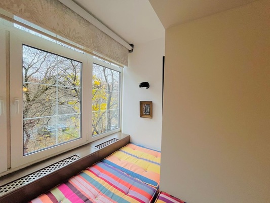 Продам двухкомнатную (2-комн.) квартиру, Смоленская ул, 7, Москва г