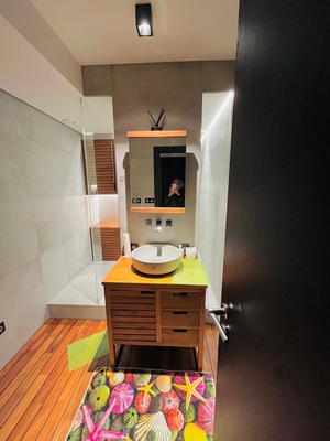 Продам двухкомнатную (2-комн.) квартиру, Смоленская ул, 7, Москва г