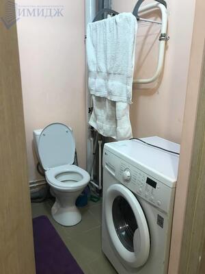 Сдам двухкомнатную (2-комн.) квартиру, 60 лет Образования СССР пр-кт, 58А, Красноярск г