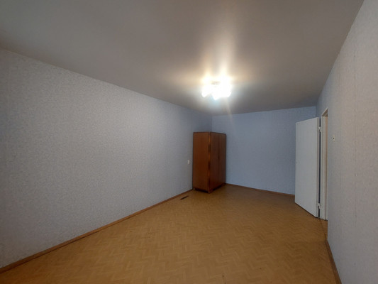 Продам однокомнатную (1-комн.) квартиру, Генерала Кныша ул, 12к1, Гатчина г