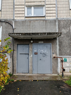 Продам однокомнатную (1-комн.) квартиру, Генерала Кныша ул, 12к1, Гатчина г