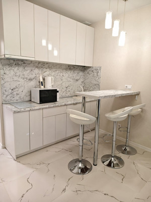 Продам однокомнатную (1-комн.) квартиру, Школьная ул, 17, Шушары п