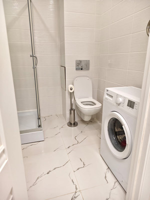 Продам однокомнатную (1-комн.) квартиру, Школьная ул, 17, Шушары п