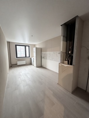 Продам двухкомнатную (2-комн.) квартиру, Высотная ул, 1к1, Домодедово с