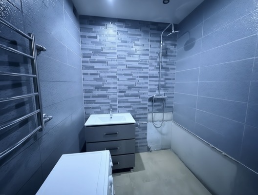 Продам двухкомнатную (2-комн.) квартиру, Высотная ул, 1к1, Домодедово с