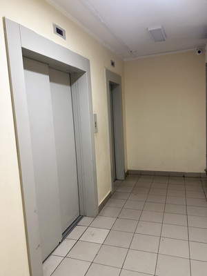 Продам двухкомнатную (2-комн.) квартиру, Высотная ул, 1к1, Домодедово с