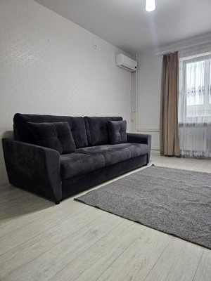 Сдам однокомнатную (1-комн.) квартиру, им. ген.-лейтенанта Александра Сапрунова ул, 9к1, Краснодар г