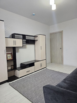 Сдам однокомнатную (1-комн.) квартиру, им. ген.-лейтенанта Александра Сапрунова ул, 9к1, Краснодар г